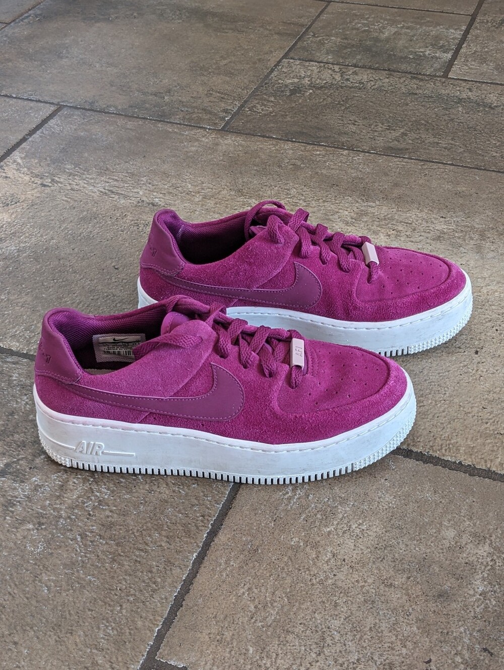 Nike Air Force 1 Sage Low Platform Suede Sneakers Size 7.5 True Berry